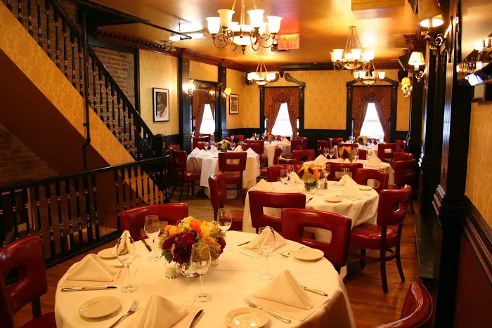 Hurley's Restaurant & Bar Picture 5