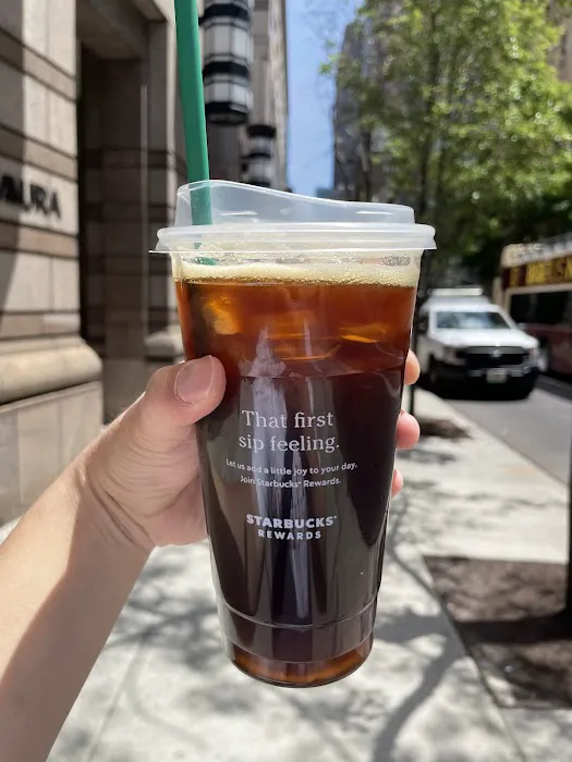 Starbucks Picture 6