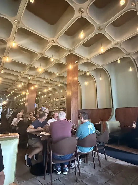Times Square Diner & Grill Picture 2
