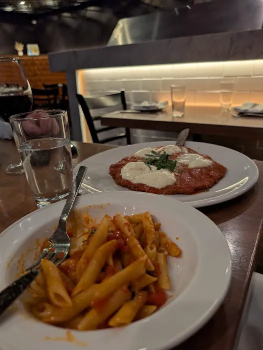 Serafina Times Square Picture 4