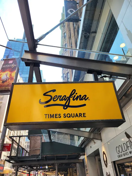 Serafina Times Square Picture 8