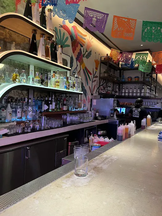 Dos Caminos Picture 7