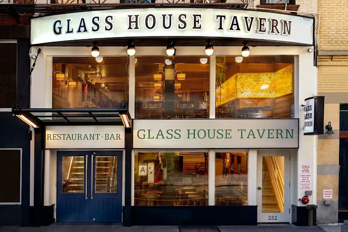Glass House Tavern Picture 8