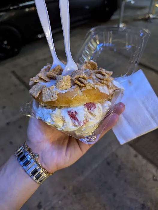 Holey Cream Picture 10