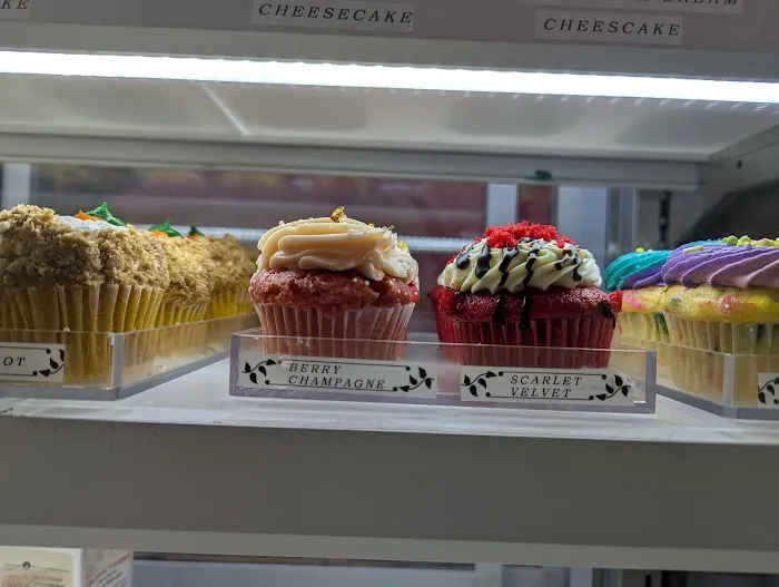 Huascar & Co. Bakeshop Picture 4