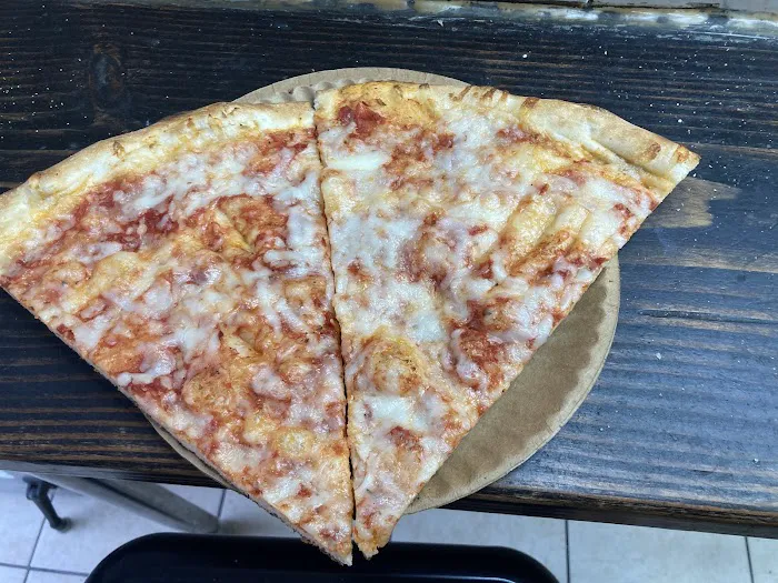 Taj Pizza Picture 7