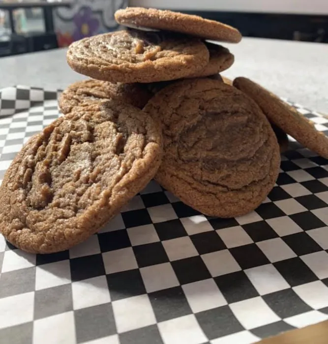 Cinnaholic Picture 9