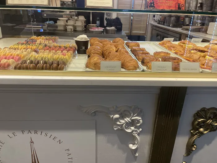 Le Parisien Bakery Picture 7