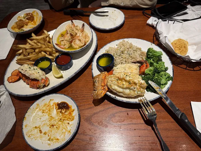 Red Lobster Picture 9