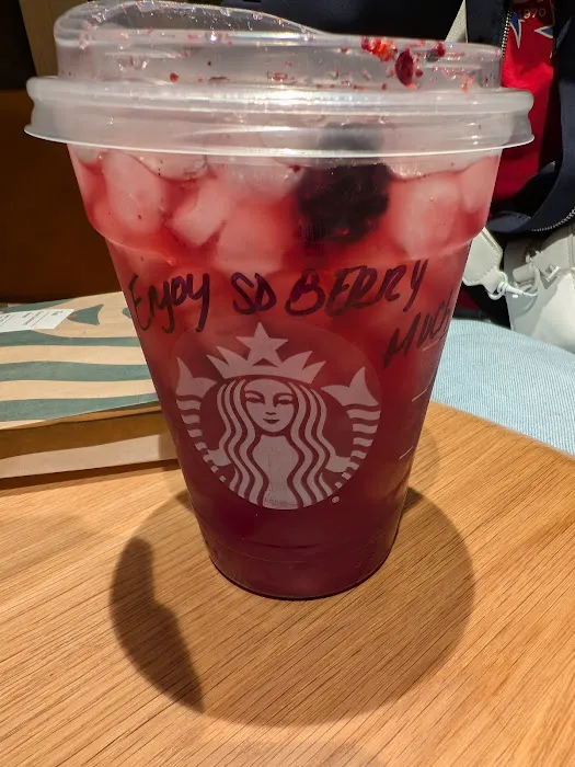 Starbucks Picture 2