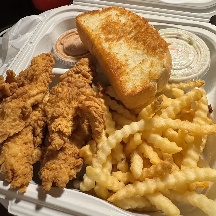 Raising Cane's Chicken Fingers Picture 6