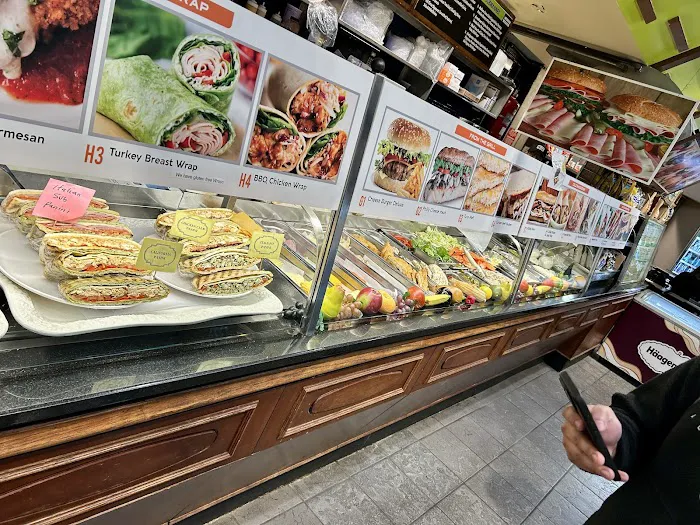 Times Deli Picture 8