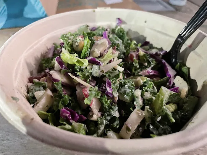Chopt Creative Salad Co. Picture 8