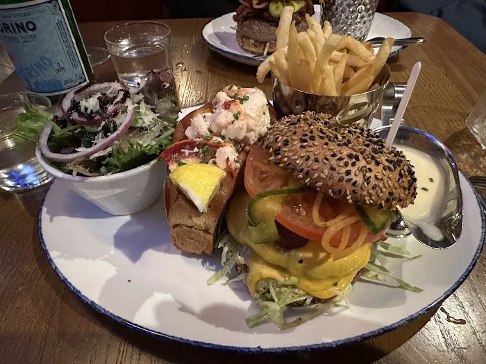 Burger & Lobster Bryant Park Picture 8