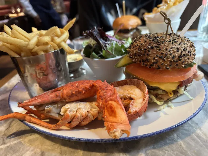 Burger & Lobster Bryant Park Picture 10