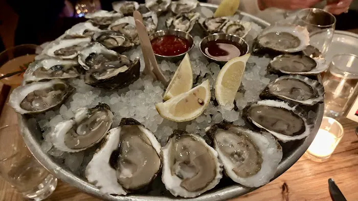 Mermaid Oyster Bar Times Square Picture 8