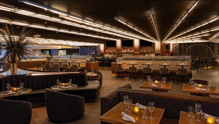 Revel and Rye Bar and Restaurant Picture 1