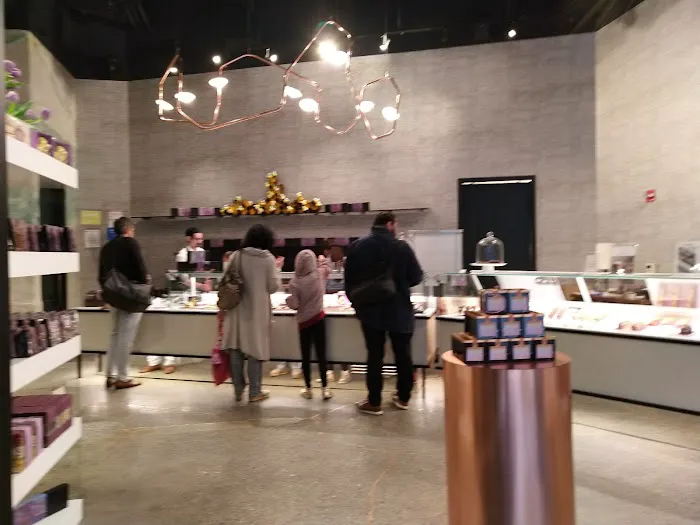 Kreuther Handcrafted Chocolate (at Gabriel Kreuther restaurant) Picture 4