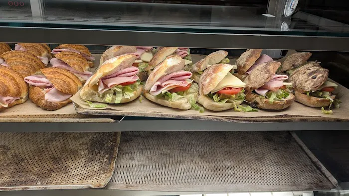 Fabrique Bakery 550 5th Ave Picture 3