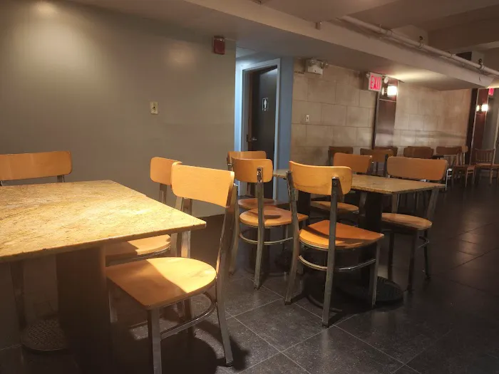 Cafe Manhattan Picture 9