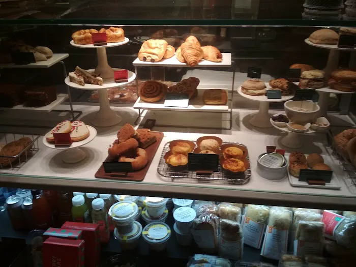 Starbucks Picture 9