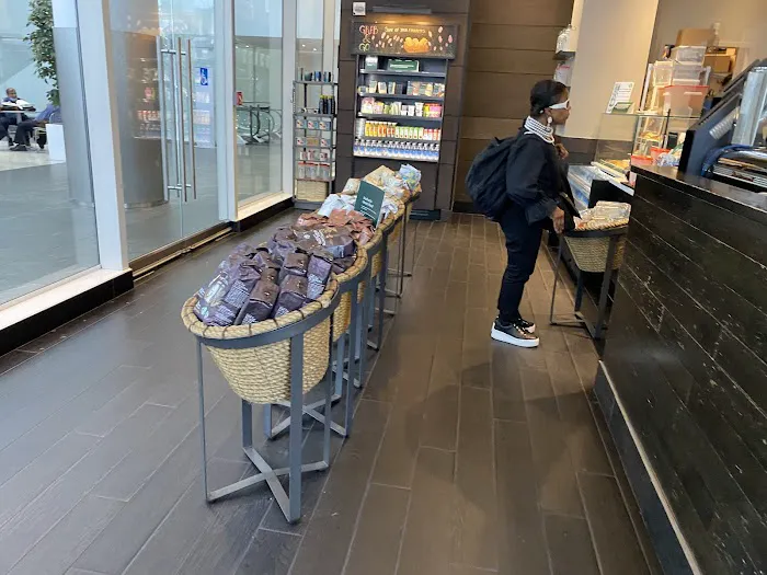 Starbucks Picture 1