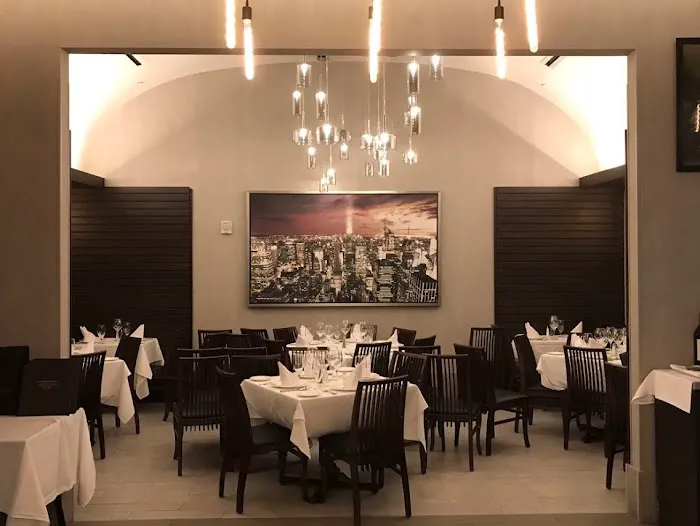 Chazz Palminteri Italian Restaurant Picture 6