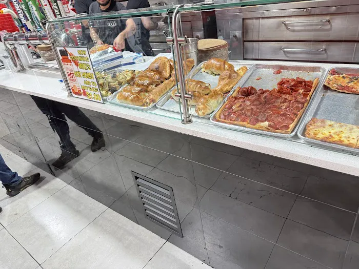 Little Italy Pizza Picture 1