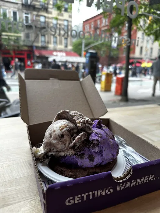 Insomnia Cookies Picture 8
