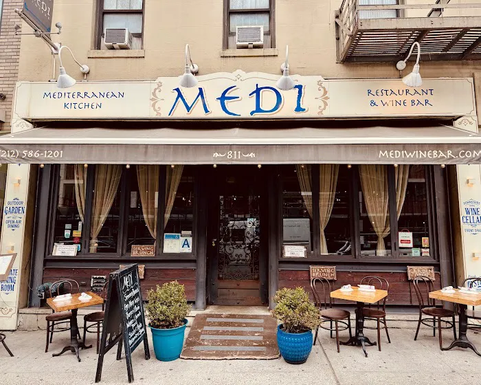 Medi Wine Bar & Restaurant Picture 8