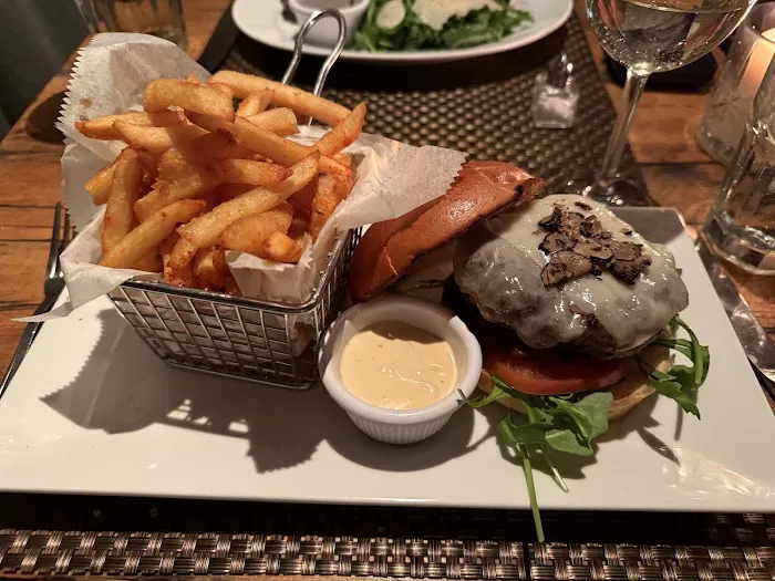 Medi Wine Bar & Restaurant Picture 7