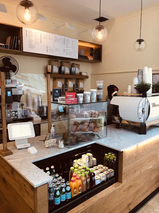 Le Cafe Coffee Picture 3
