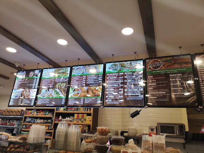 Roosevelt Gourmet Deli Picture 2