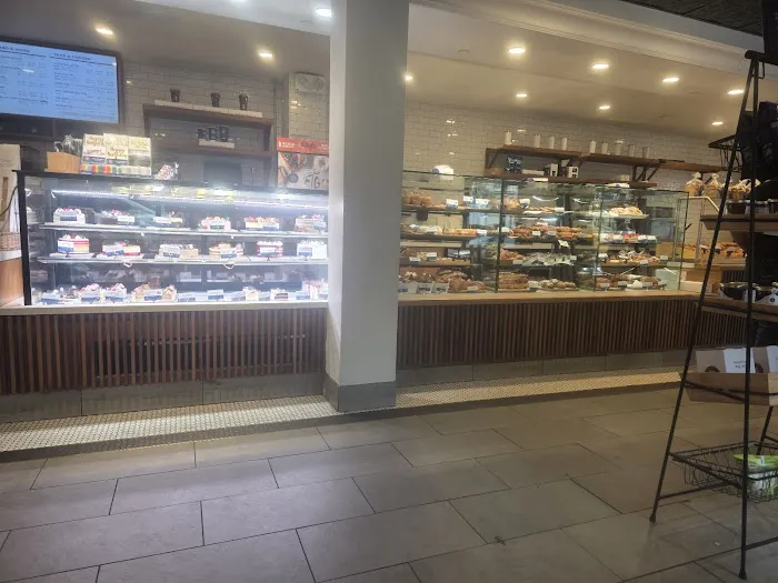 Paris Baguette Picture 2