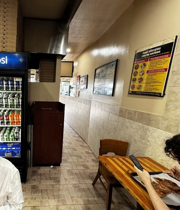 Sacco Pizza Picture 10