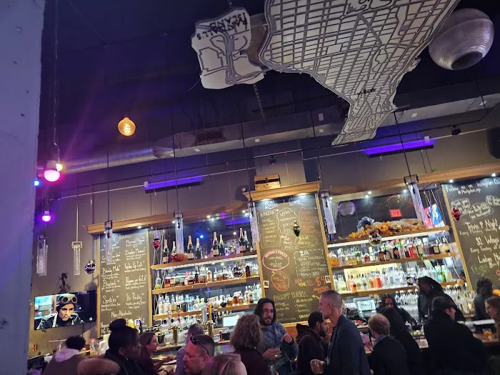 Morty's Wine & Beer Bar Picture 4