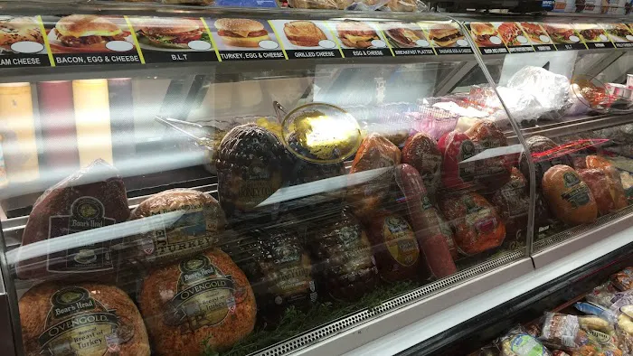 G&G Deli Grocery Picture 5