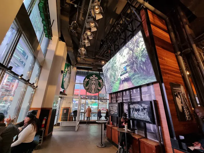 Starbucks Picture 5