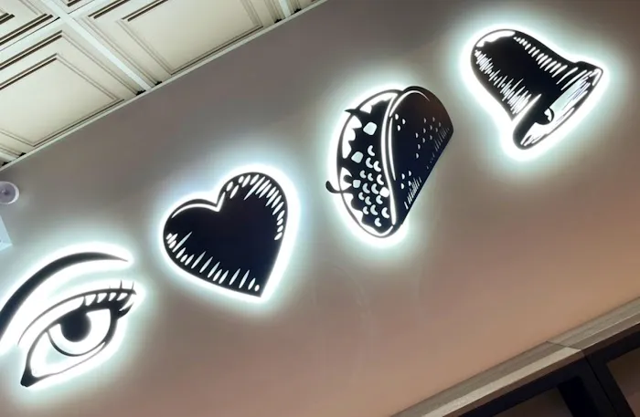 Taco Bell Cantina Picture 4