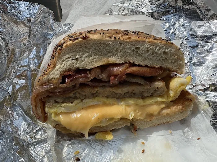 Grab N Go Deli Picture 3