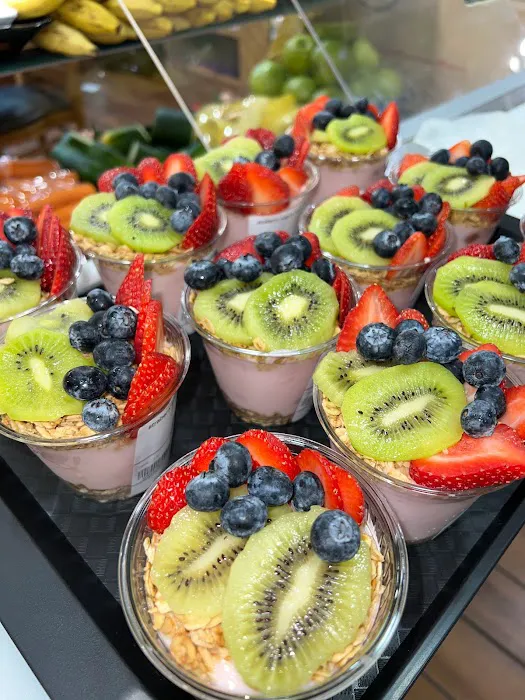 Grab N Go Deli Picture 1