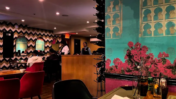 Saar Indian Cuisine & Bar Picture 6