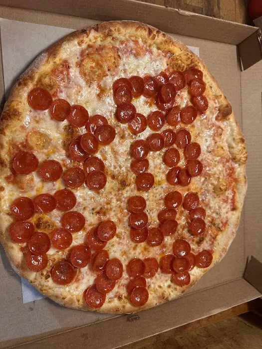Famous Pops Pizzas Picture 1