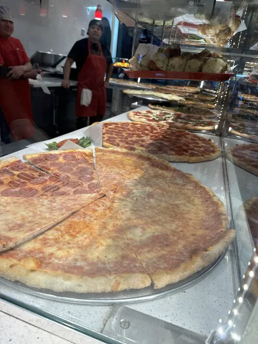 Roma Pizza Picture 7