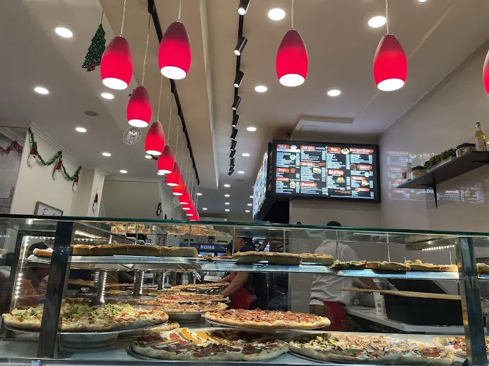 Roma Pizza Picture 4