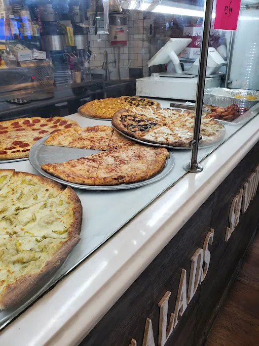 Food City Cafe and pizza Picture 9