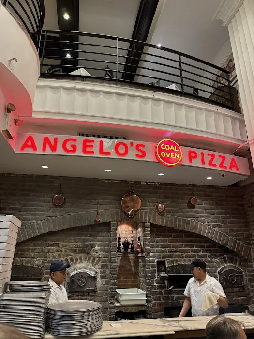 Angelo's Pizza Picture 10