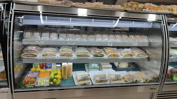 TSQ Cafe & Deli Picture 2