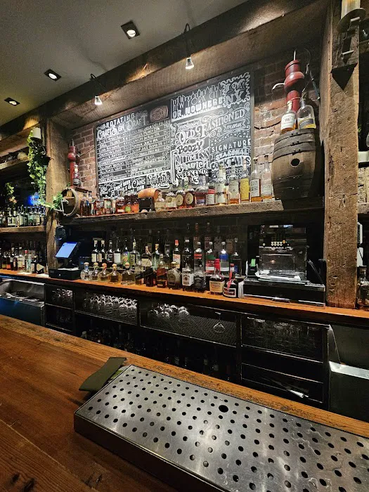 Alfie's Kitchen & Craft Beer Bar Picture 4