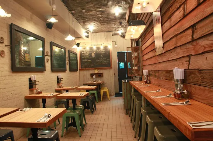 Pure Thai Cookhouse Picture 9